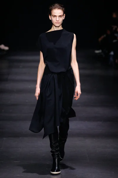 Look 2